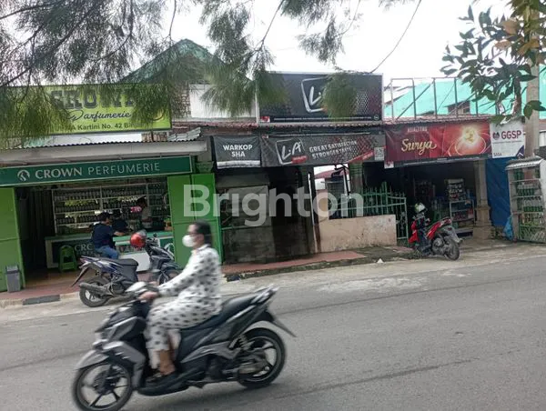 TANAH STRATEGIS DI JALAN KARTINI, BONUS BANGUNAN