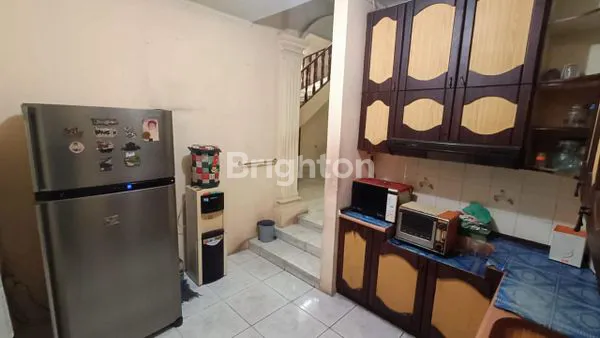 image RUMAH HALAMAN LUAS  (7)