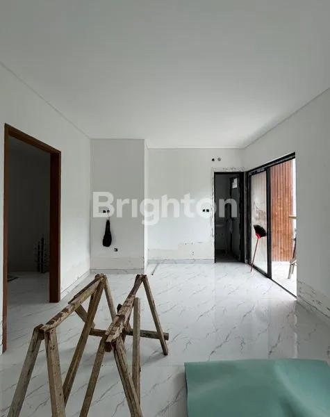 image DI JUAL RUMAH BARU MODERN 3 KT DI SESETAN -DENSEL (6)