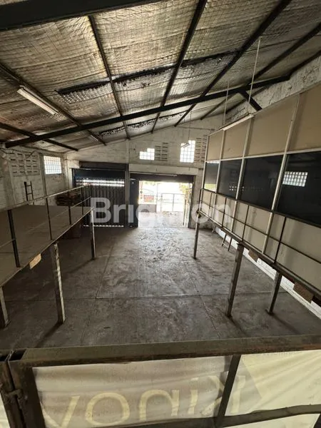 image GUDANG TENGAH KOTA DEKAT BILKA NGAGEL URANUS (1)