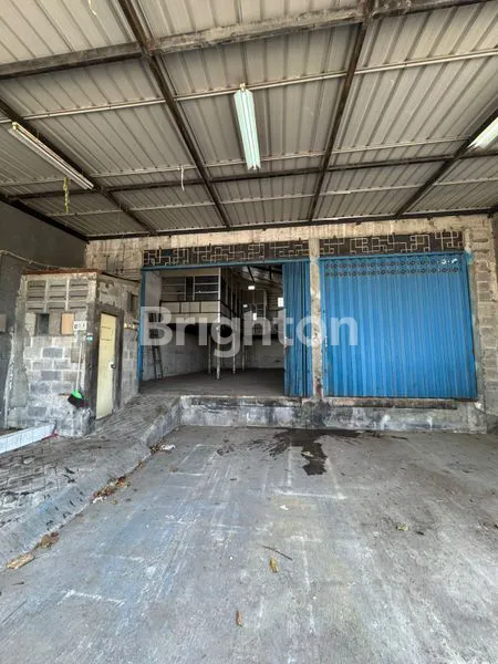 image GUDANG TENGAH KOTA DEKAT BILKA NGAGEL URANUS (2)