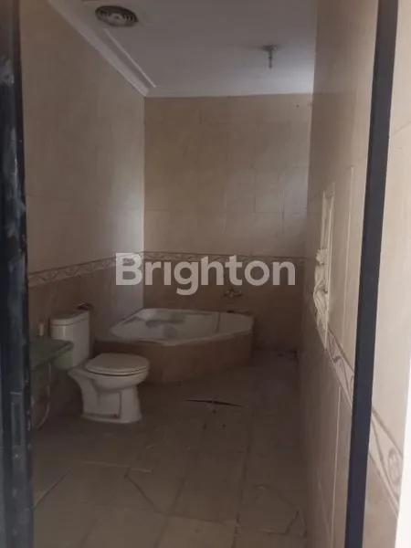 image RUMAH 2LANTAI LB 900M² DI PERUMAHAN EXECUTIVE SUMBER JAYA TELUK LAMPUNG (5)