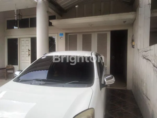 image RUMAH CENTRAL PARK WIGUNA GUNUNG ANYAR (6)