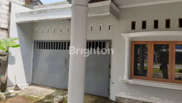 image HUNIAN STRATEGIS 5 KT DEKAT PANTAI, LT LUAS 700M² (2)