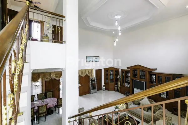 image RUMAH MEWAH 5 KT DI PURI CANDRA, SIAP HUNI FULL FURNISH (3)