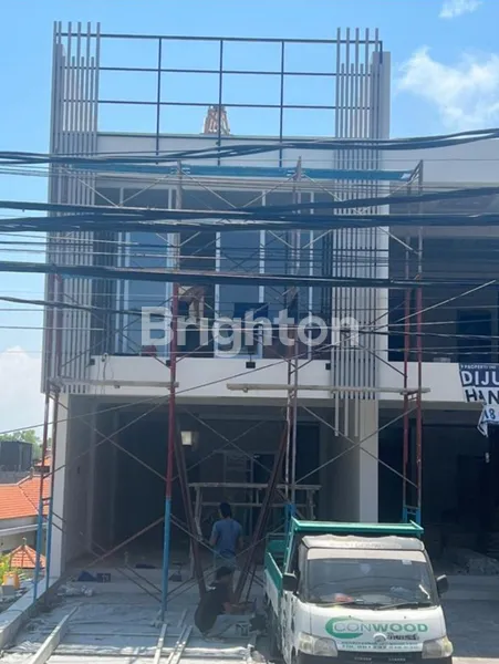 image RUKO IKONIK 3 LANTAI + BASEMENT & ROOFTOP — SIAP JADI MAGNET BISNIS DI BENOA (8)