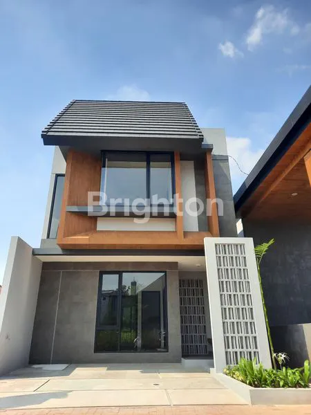 image RUMAH 2 LANTAI MODERN DI CIPUTAT, DEKAT JAKARTA (1)