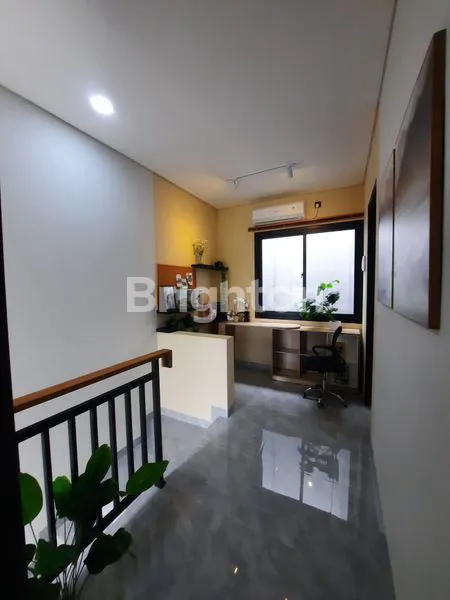image RUMAH 2 LANTAI MODERN DI CIPUTAT, DEKAT JAKARTA (7)