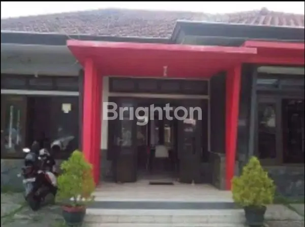 image TEMPAT USAHA STRATEGIS TENGAH KOTA TULUNGAGUNG (4)