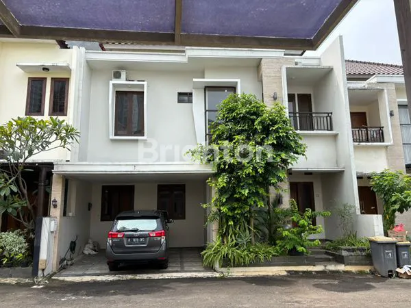 image RUMAH DI CILANDAK BARAT (1)