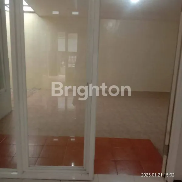 image RUMAH PERMATA JINGGA SUHAT MALANG (4)