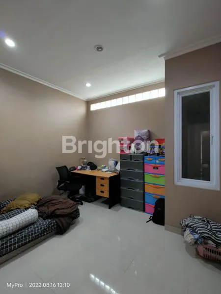 image RUMAH STRATEGIS GREEN VILLE, 4 KT 3 KM, SEMI-FURNISHED (5)