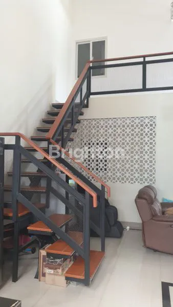 image RUMAH SIMPANG DARMO  DEKAT PAKUWON MALL SURABAYA ( KODE : 289 ) (3)