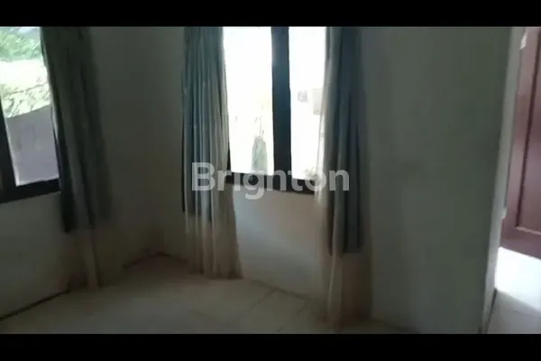 image RUMAH KONTRAKAN STRATEGIS DI KAMPIAL MURAH (5)