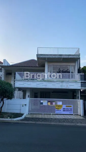 image DI SEWAKAN RUMAH CANTIK DAN LUAS DI KOTA WISATA (1)