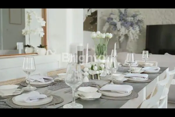 image VILLA SEMI MEDITERANIA DI KEROBOKAN, LT 267M², KOLAM RENANG PRIBADI (7)