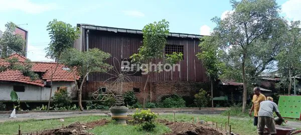 image TEMPAT USAHA KRAN (3)