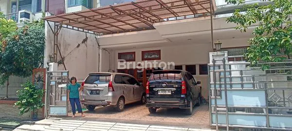 image RUMAH MEWAH 2 LANTAI DI JELAMBAR, LT 360M² (1)