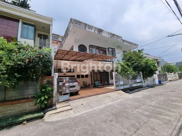 image RUMAH MEWAH 2 LANTAI DI JELAMBAR, LT 360M² (8)