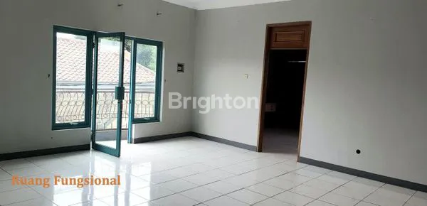 image HUNIAN STRATEGIS 3 LANTAI UNTUK USAHA DI JAKARTA TIMUR (4)