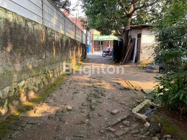 image TANAH STRATEGIS 400M² DI JAGAKARSA, HARGA MENARIK! (1)