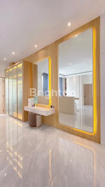 image VILLA BARU SUPER MEWAH\N3 LANTAI DESAIN TROPICAL MODERN FULL FURNISH&KOLAM RENANG KOTA BATU (2)