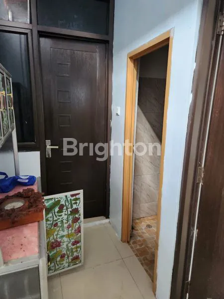 image RUMAH 2 LANTAI 4 KT DEKAT LRT DAN STASIUN DI DEPOK (4)