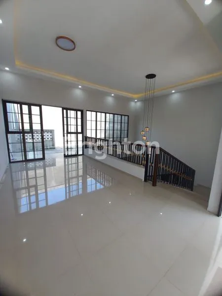 image DIJUAL RUMAH BARU & CANTIK SAWOJAJAR 2 MALANG (8)