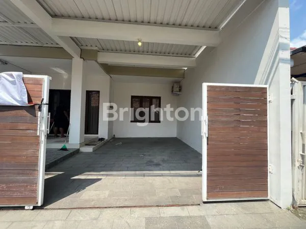 image RUMAH 2 LANTAI DI PANJER, DEKAT PLAZA RENON (2)