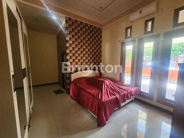 image RUMAH MINIMALIS 2 LANTAI DI PERUMAHAN PURI SURYA JAYA CLUSTER TAMAN PARIS SIDOARJO (7)