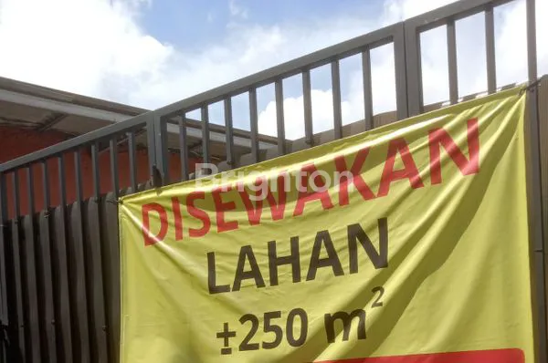 image LAHAN SIAP PAKAI SUDAH DI COR EX SALON MOBIL 250M PETUKANGAN JAKARTA SELATAN  (1)