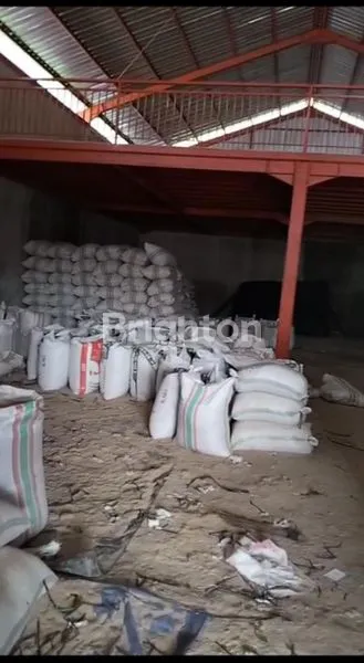 image DIKONTRAKAN GUDANG PINGGIR JALAN LOKASI SANGAT STRATEGIS (3)