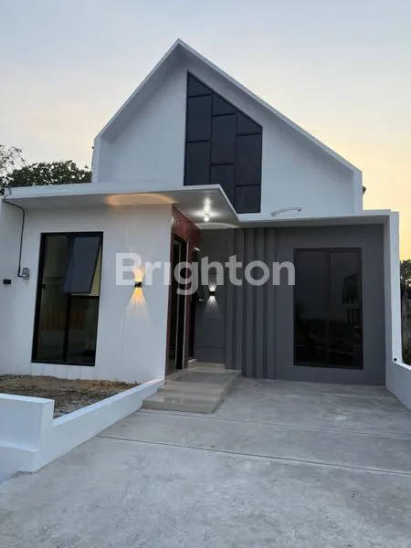 image RUMAH MEWAH SOLO UTARA HANYA 285 JUTA! PROMO DP 0% & SERTIFIKAT SHM READY. (1)