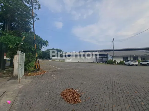 image DISEWAKAN GUDANG PABRIK KANTOR SIAP HUNI BERBEK RUNGKUT INDUSTRI (2)