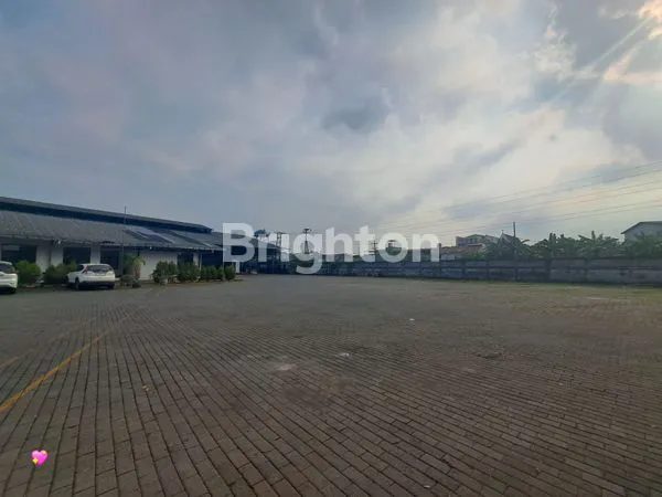 image DISEWAKAN GUDANG PABRIK KANTOR SIAP HUNI BERBEK RUNGKUT INDUSTRI (1)