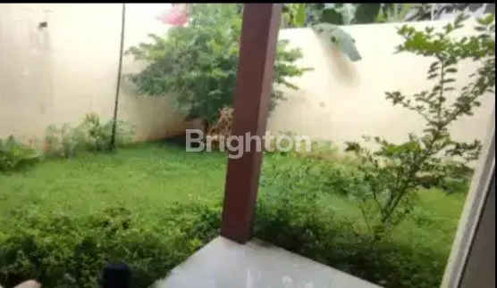 image RUMAH FAMILY CLASS KEBAYORAN LAMA — RUANG BESAR \U25CF LINGKUNGAN NYAMAN || LOKASI PREMIUM \U25CF NILAI STABIL! (2)