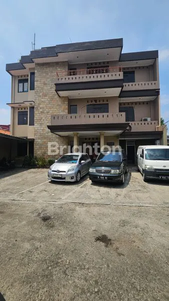 image GEDUNG PERKANTORAN MEWAH 3 LANTAI PONDOK BAMBU DUREN SAWIT JAKARTA TIMUR STRATEGIS (1)