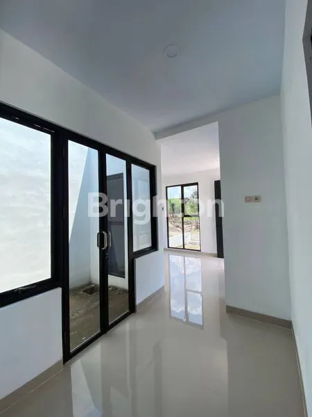 image RUMAH MEWAH SOLO UTARA HANYA 285 JUTA! PROMO DP 0% & SERTIFIKAT SHM READY. (7)