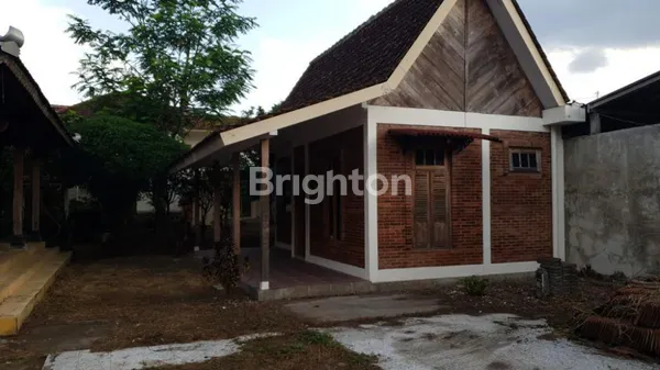 image MAHAKARYA INVESTASI DI JANTUNG BUDAYA: HUNIAN MEWAH & LUAS DI JL. RONODIGDAYAN, YOGYAKARTA (2)