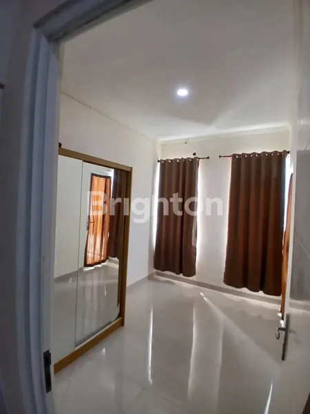 image DISEWAKAN RUMAH 2 LANTAI DEKAT STASIUN SUDIMARA CIPUTAT – 5 MENIT JALAN KAKI, SIAP HUNI (5)