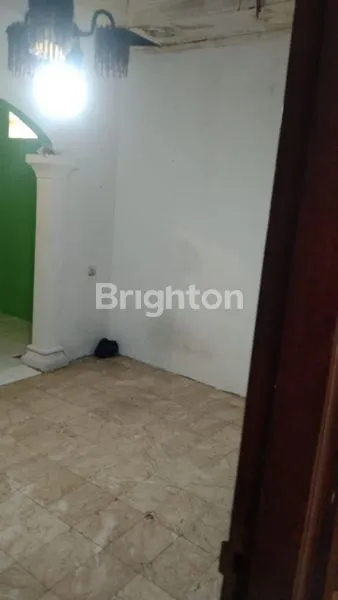 image RUMAH 5 KT DI PETUKANGAN UTARA, LT 178M² SHM (7)