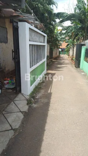 image RUMAH 5 KT DI PETUKANGAN UTARA, LT 178M² SHM (2)