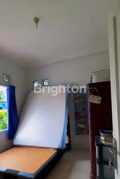 image RUMAH DI TANAH BARU DEPOK  LOKASI STRATEGIS 1 KM PINTU MASUK TOL (3)