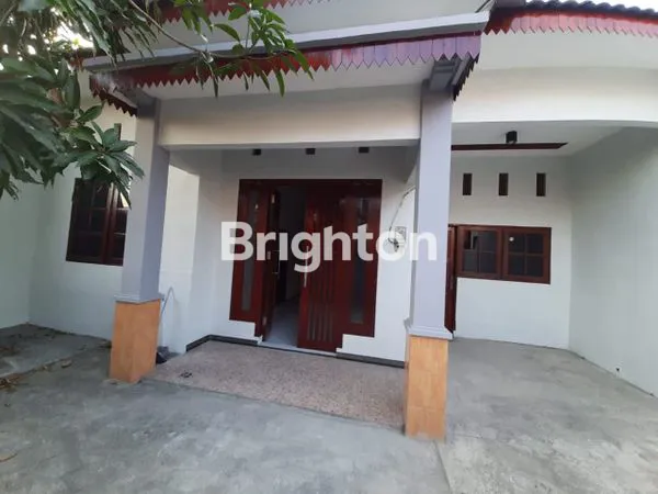 image  RUMAH PURI LIDAH KULON (2)