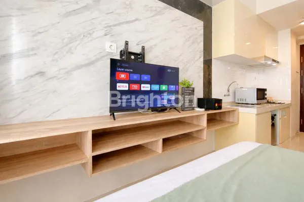 image UNIT STUDIO CANTIK SKY HOUSE BSD - FULL FURNISHED (SAMPING AEON MALL) (2)