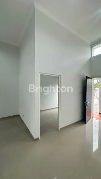 image RUMAH BARU GRESS WONOREJO SELATAN DEKAT PANDUGO RAYA MERR (5)