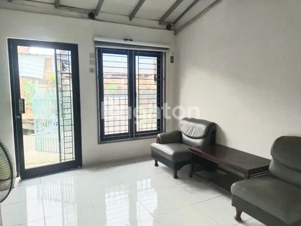 image RUMAH DI BENTENG MAKASAR TANGERANG KOTA SEBELAH POLRES TANGERANG (2)