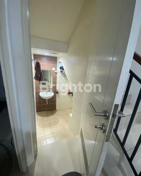 image RUMAH 2 LANTAI 4 KT DI GRAND WISATA BEKASI (4)