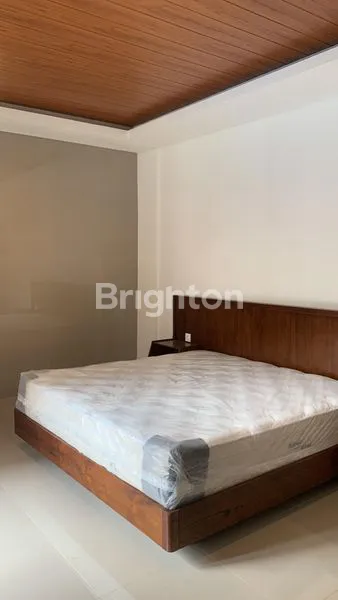 image RUMAH BARU 2 LANTAI, 3 KT, KOLAM RENANG, FULL FURNISH DI TUKAD BALIAN (7)