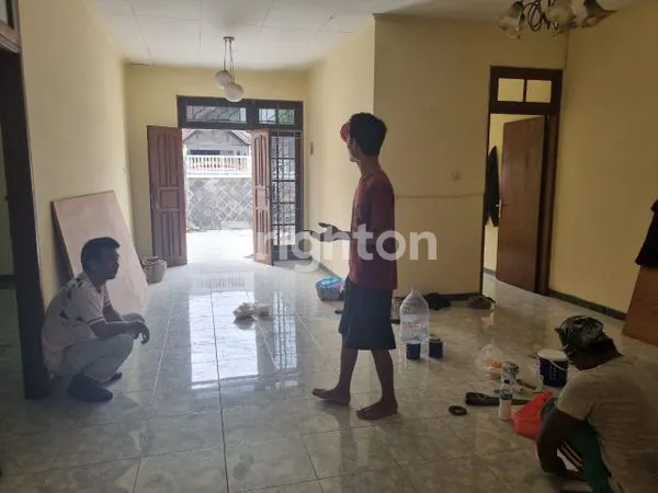 image RUMAH 1½ LANTAI FULL RENOVASI, SIAP HUNI (5)